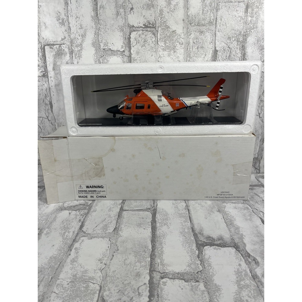 NEW U.S. Coast Guard 1:43 Agusta A109 Power Elite Die Cast Helicopter W/case